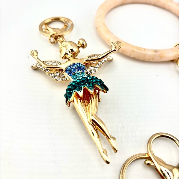 Luxe Boho Keychain & NWT Wristlet Bundle - Lot of 5 - Picture 7 of 10